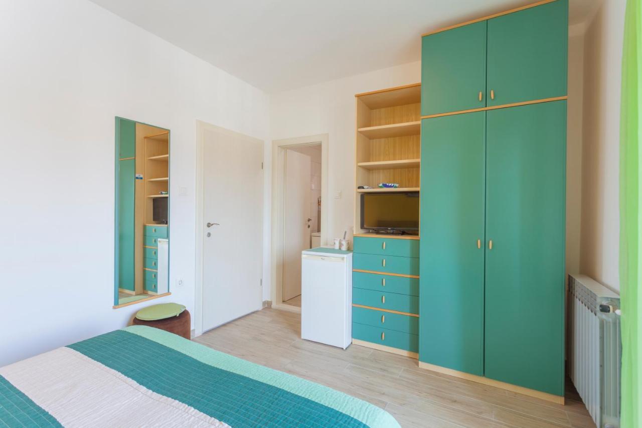 Apartments & Rooms Alagic Makarska Ngoại thất bức ảnh